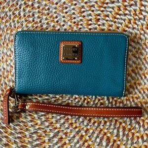 Dooney & Bourke Pebble Grain Leather Zip Around Wallet Medium